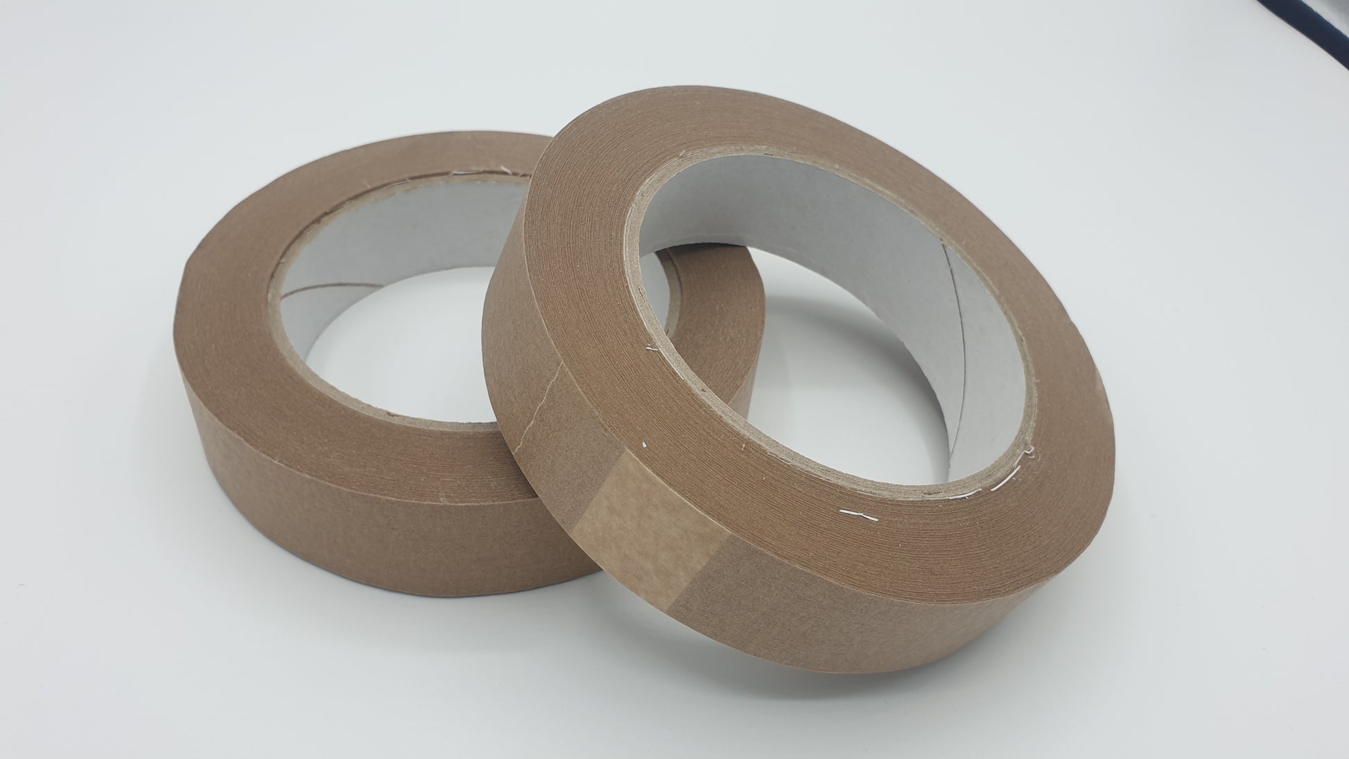 picture of canvas brown backing tape to finish off your canvas like a pro